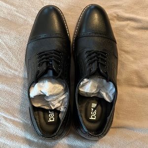 Bar Parker size 9, new never worn